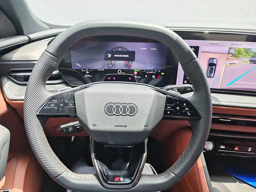 Audi Q5L 2025 — фото 6