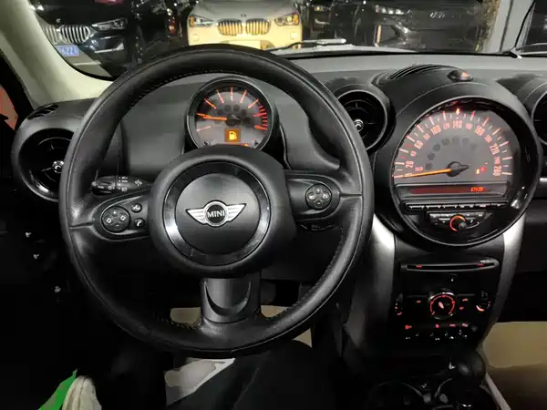 MINI Countryman 2014