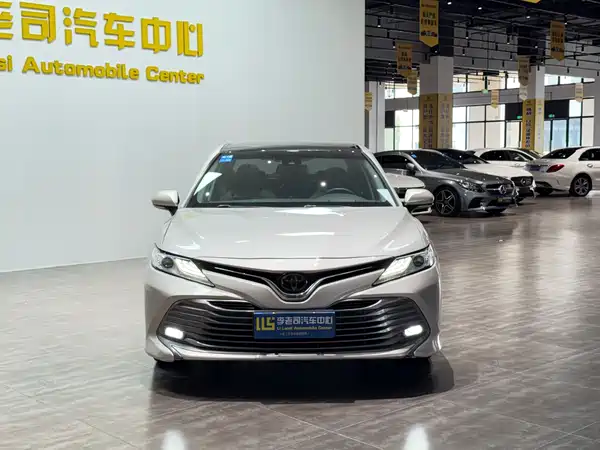 Toyota Camry 2020