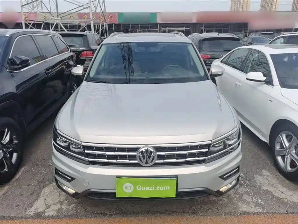 Volkswagen Tiguan L 2018 — фото 3