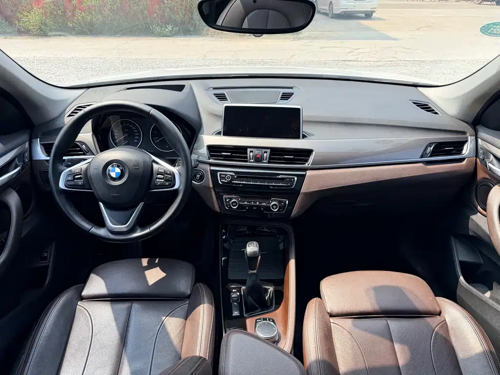 BMW X1 2017 — фото 13