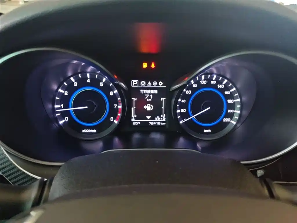 Changan Eado 2018 — фото 12