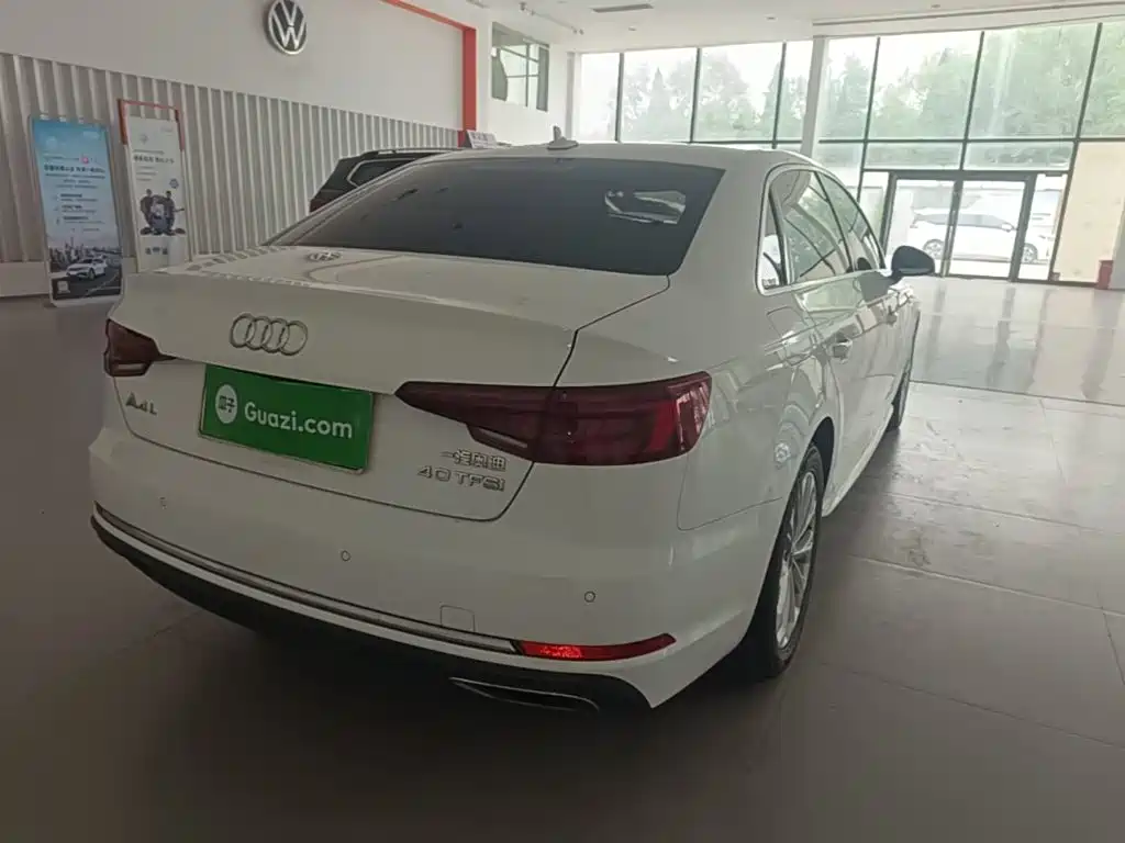 Audi A4L 2020