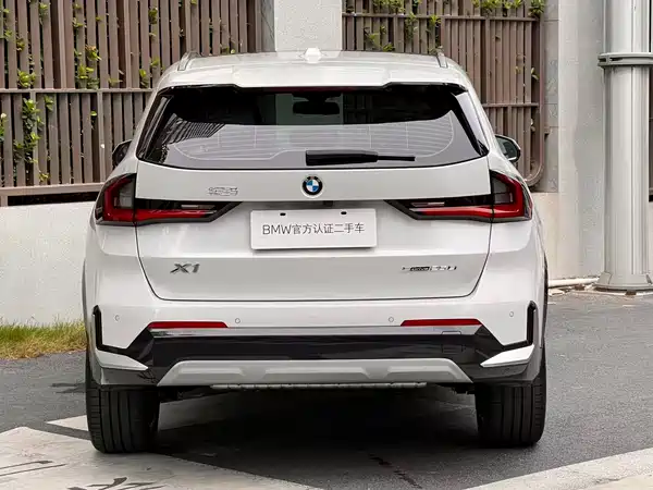 BMW X1 2025