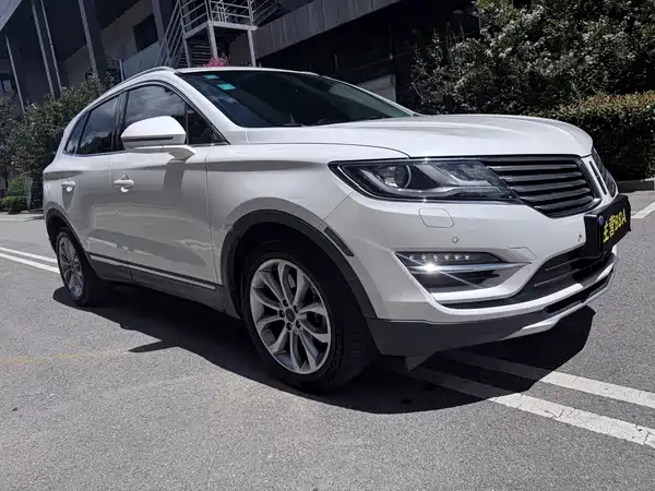 Lincoln MKC 2017