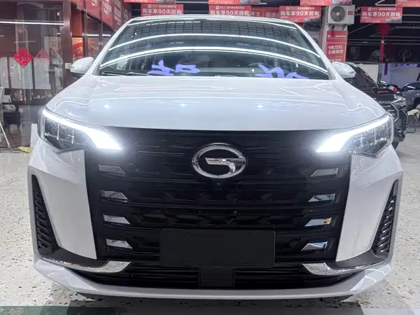 GAC Trumpchi M6 2022