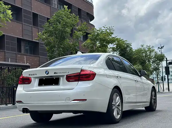 BMW 3 Series 2016