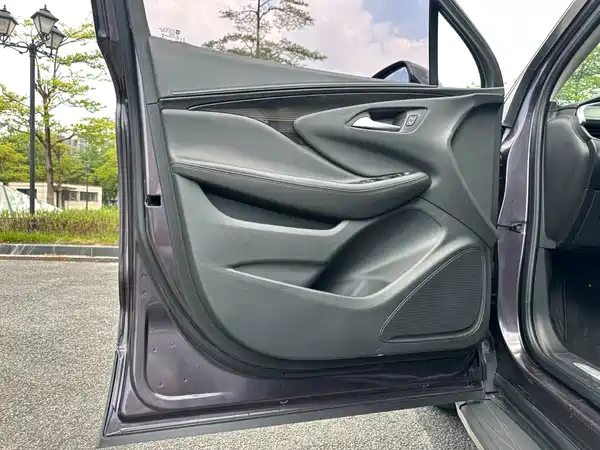 Buick Envision Plus 2018