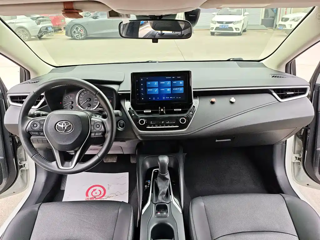 Toyota Corolla 2021 — фото 10