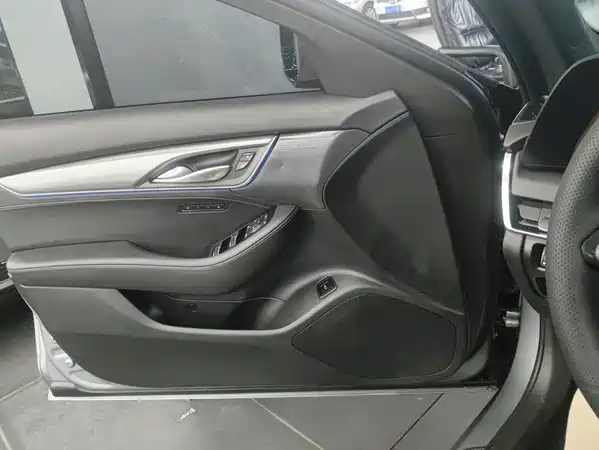 Cadillac CT5 2024