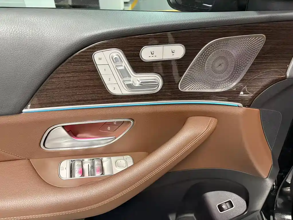 Mercedes-Benz GLE 2025 — фото 10