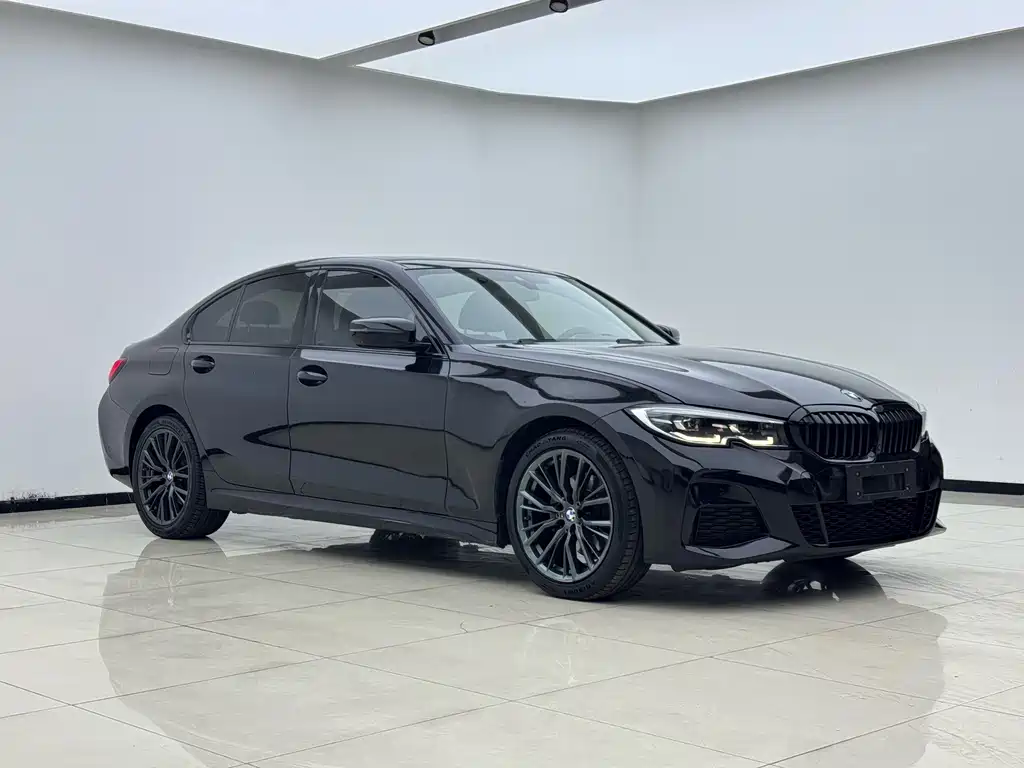 BMW 3 Series 2021