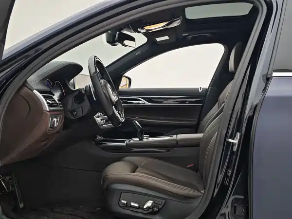 BMW 7 Series 2018