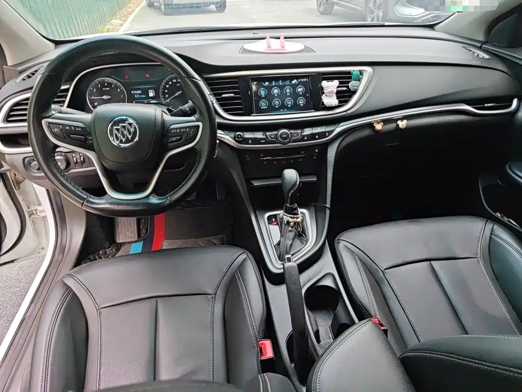 Buick Excelle 2019 — фото 13