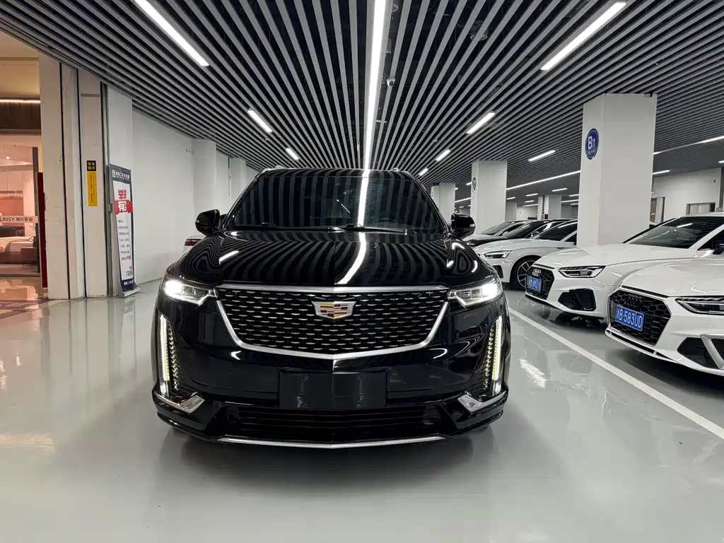 Cadillac XT6 2021