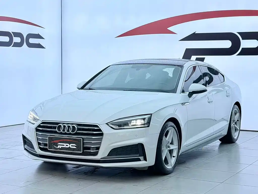 Audi A5 2018 — фото 1