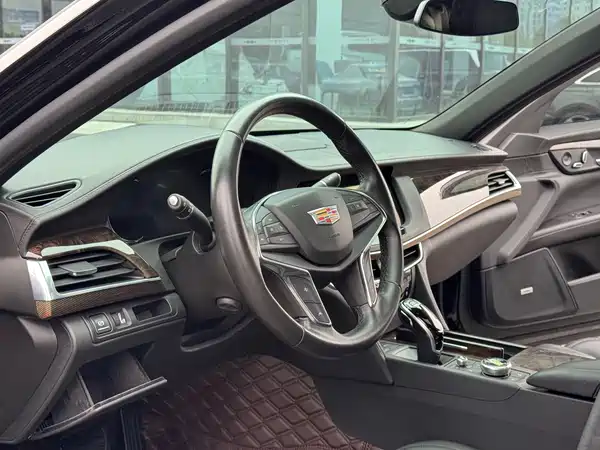 Cadillac CT6 2021