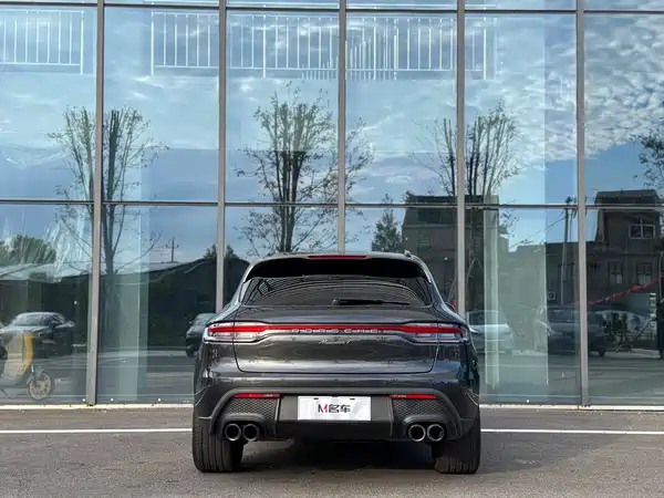 Porsche Macan 2022