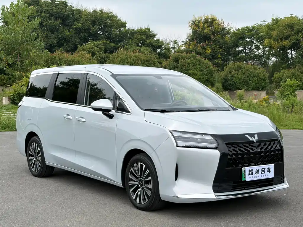 Wuling Starlight 730 New Energy 2025 — фото 3