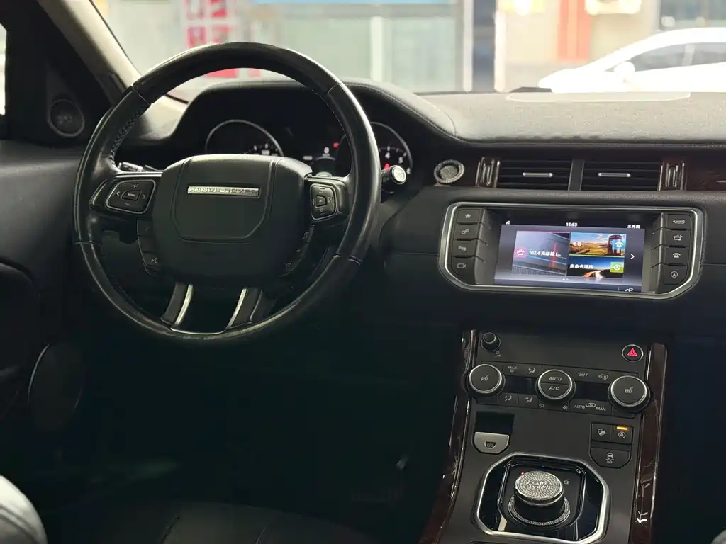 Land Rover Evoque 2017 — фото 27
