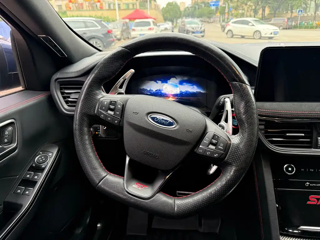 Ford Edge 2020 — фото 10