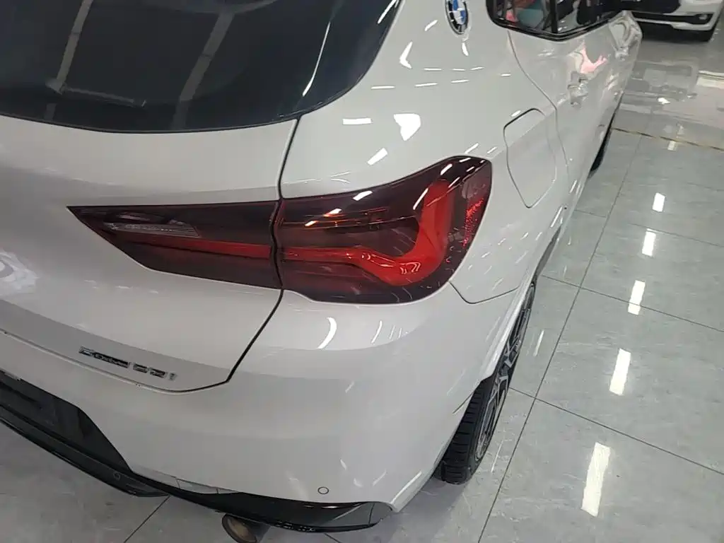 BMW X2 2022 — фото 8