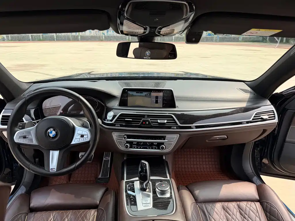 BMW 7 Series 2022 — фото 14