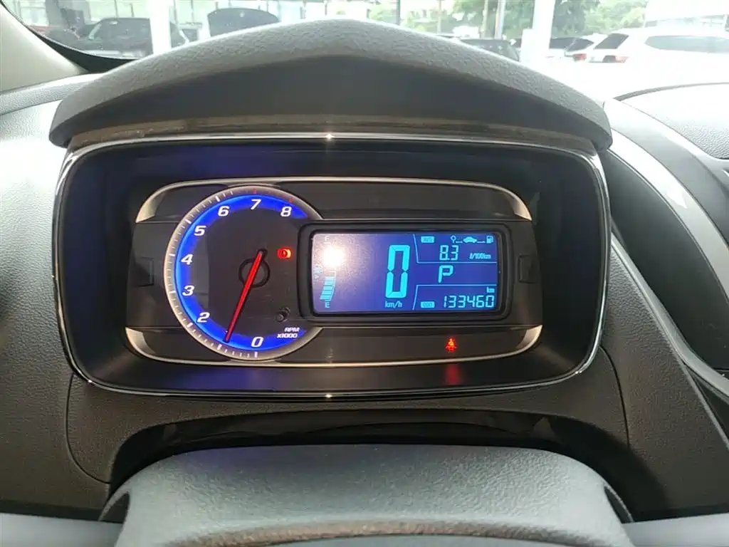 Chevrolet Trax 2016 — фото 12