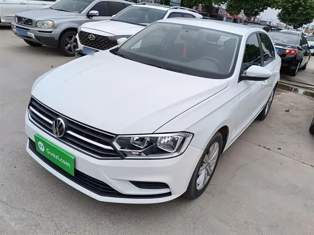 Volkswagen Bora 2023