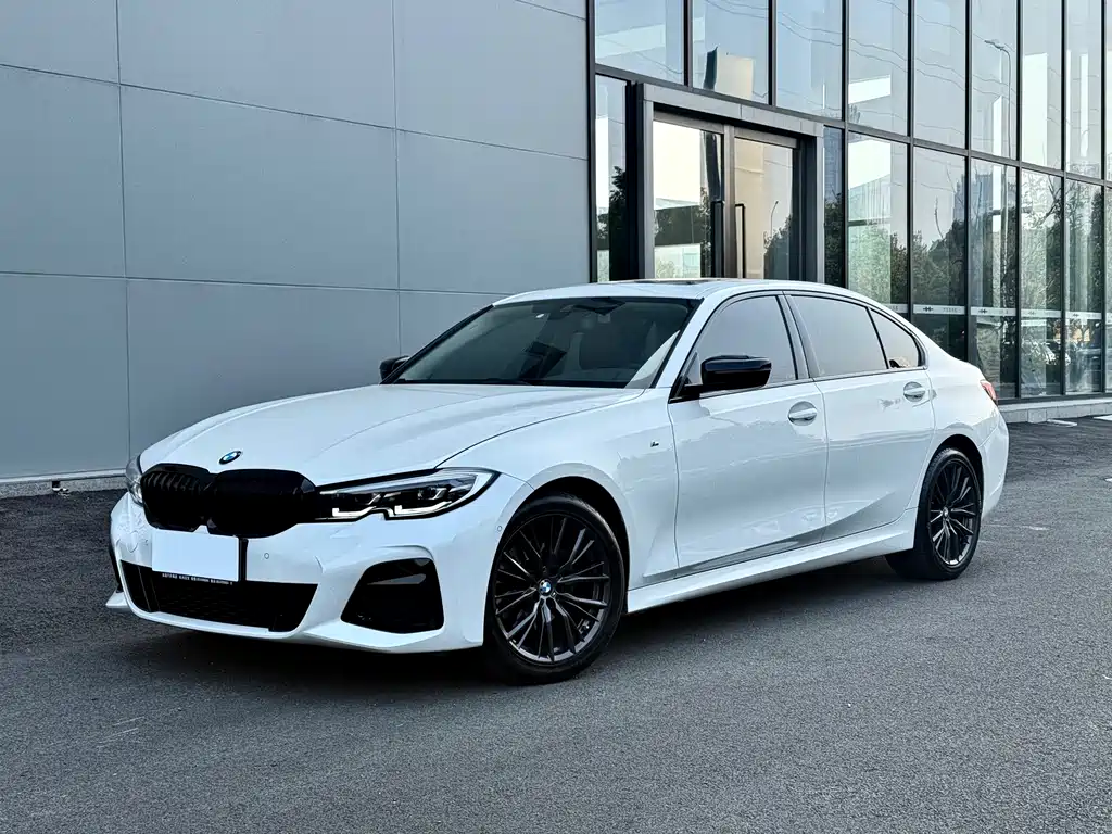 BMW 3 Series 2021