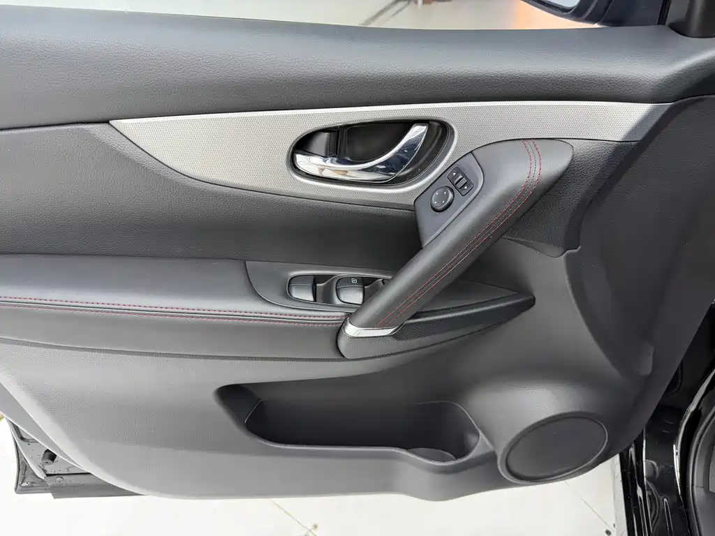 Nissan Qashqai 2023 — фото 12
