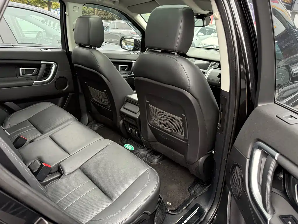 Land Rover Discovery Sport 2019 — фото 9