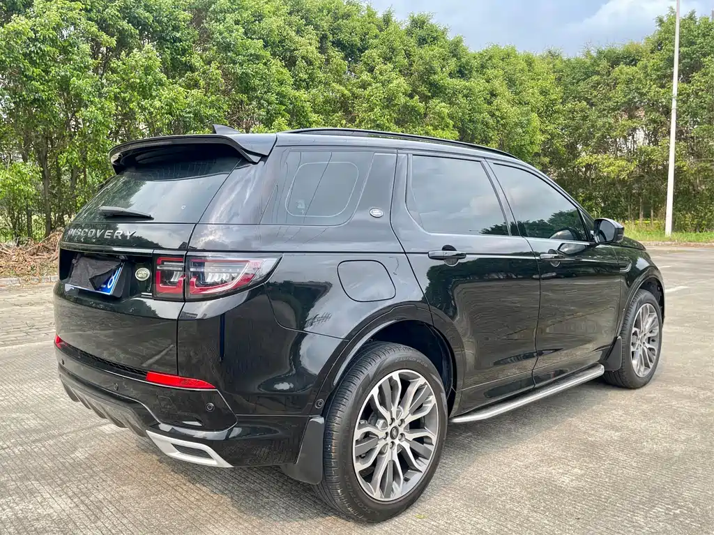 Land Rover Discovery Sport 2023 — фото 13
