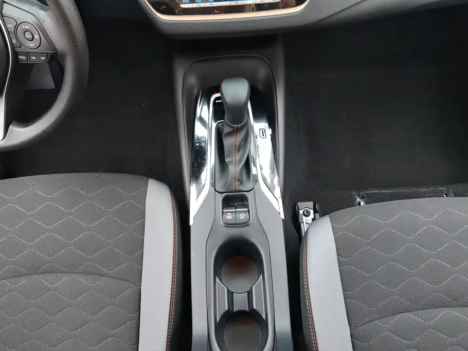 Toyota Corolla 2022 — фото 16