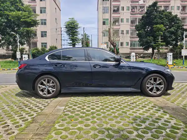 BMW i3 2024