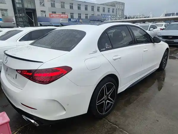 Mercedes-Benz C-Class 2023