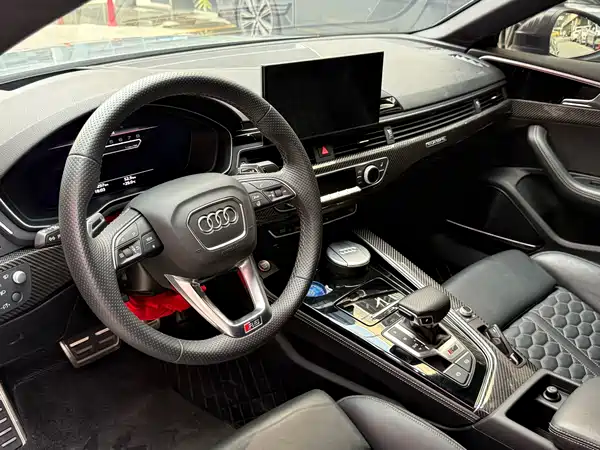 Audi RS 5 2024
