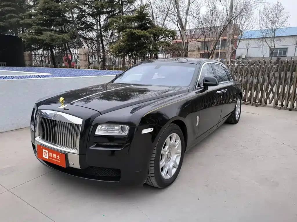 Rolls-Royce Ghost 2013 — фото 1