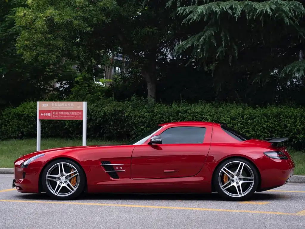 Mercedes-Benz SLS AMG 2012 — фото 9