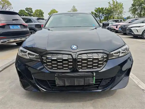 BMW i3 2024