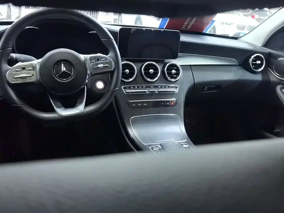 Mercedes-Benz C-Class 2022 — фото 12