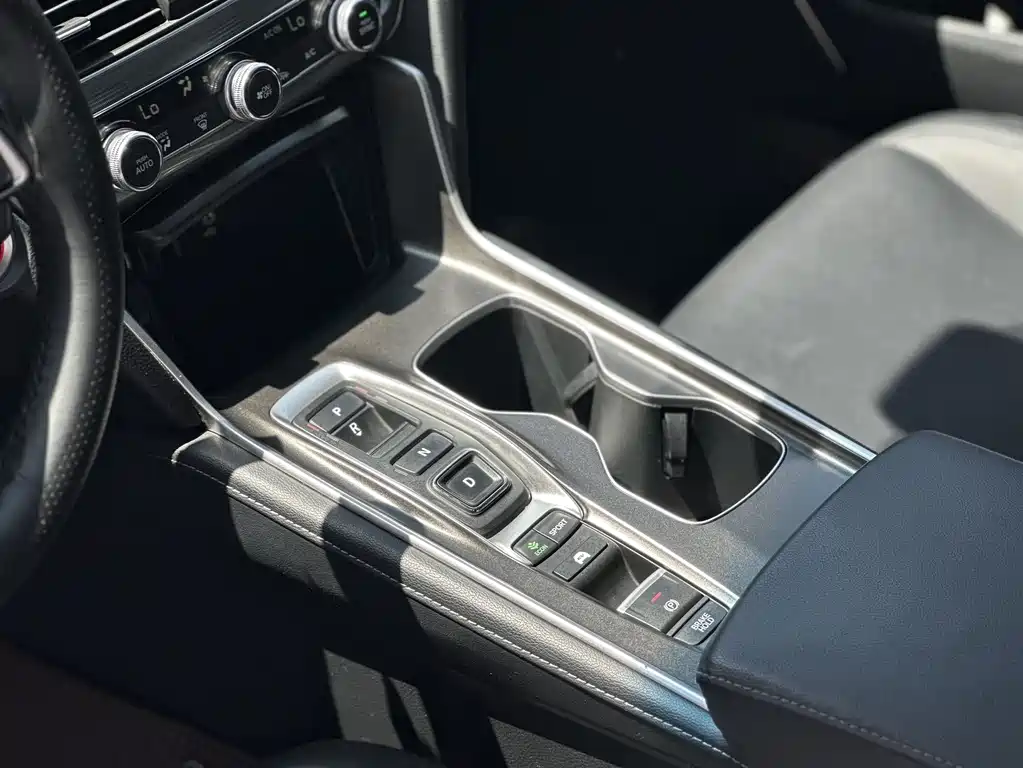 Honda Accord 2021 — фото 13