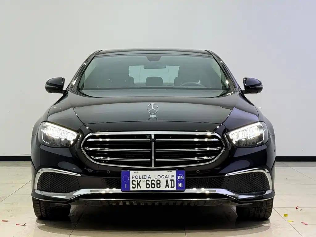 Mercedes-Benz E-Class 2022 — фото 2