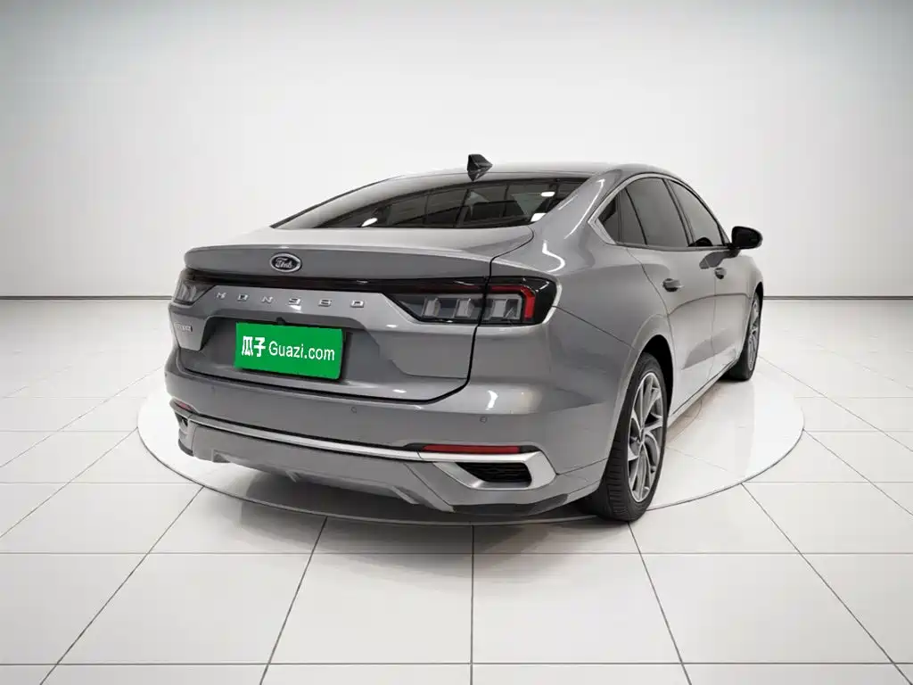 Ford Mondeo 2023 — фото 6