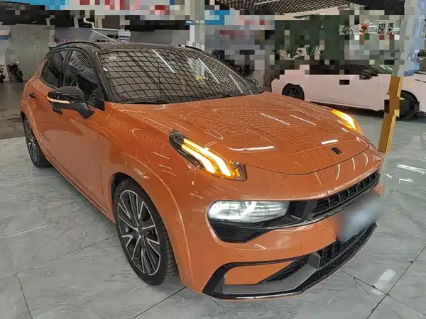 Lynk & Co 02 Hatchback 2021