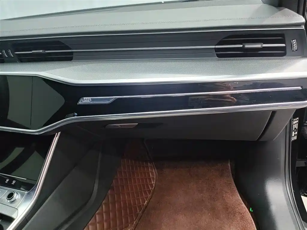 Audi A6L 2023 — фото 26