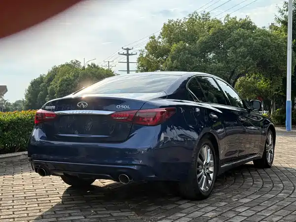 Infiniti Q50L 2020