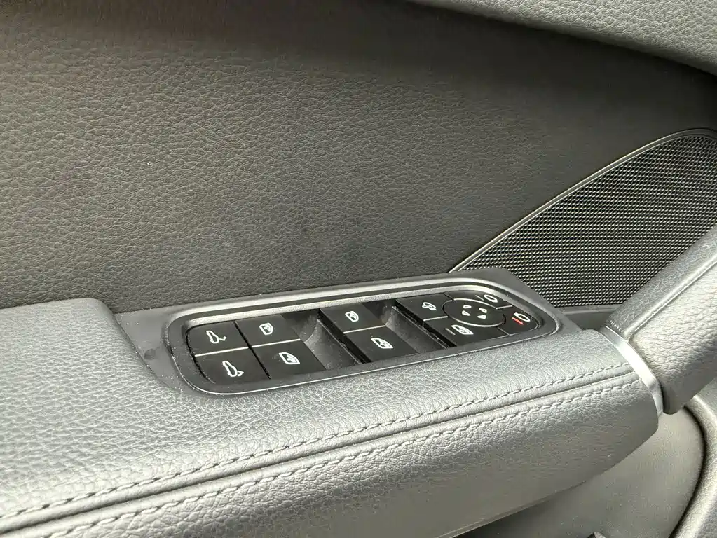 Porsche Cayenne 2022 — фото 14