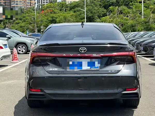 Toyota Avalon 2024