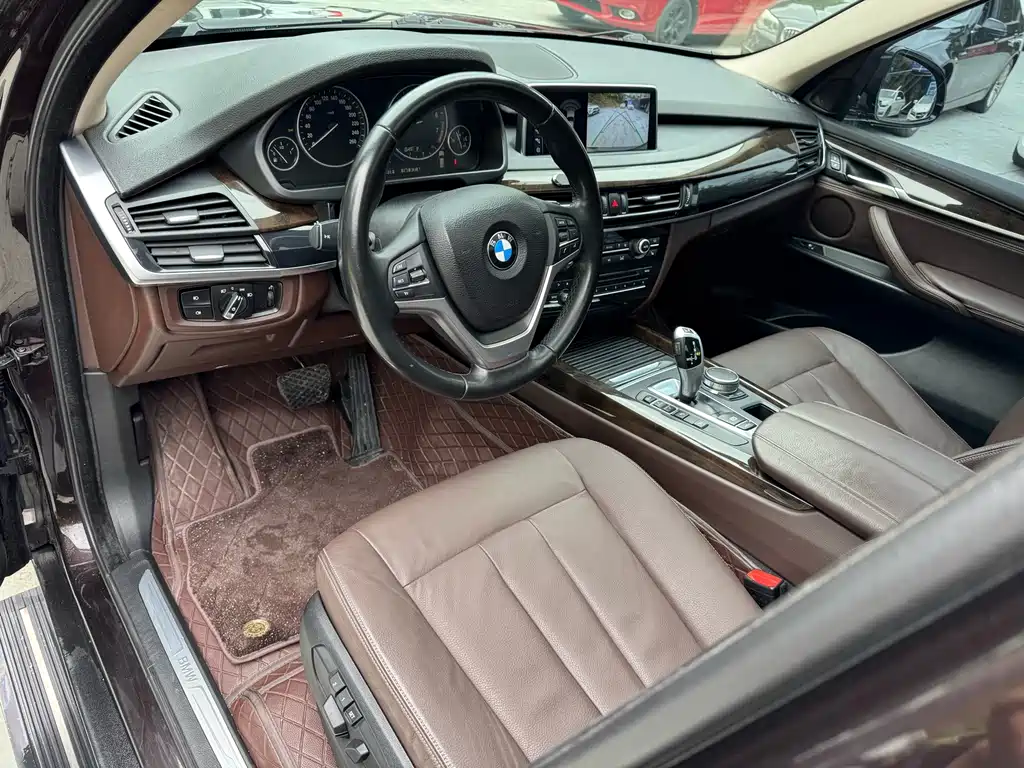 BMW X5 2017 — фото 9